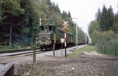 SBB, Buchs AG, Suret, Personenzug mit Ae 3/6 I 10696, Aufnahme 1961