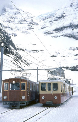 JB Eigergletscher, Kreuzung Lok, Triebwagen, 1970