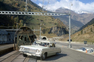 BLS, Goppenstein, Autoverlad auf Pendelzug mit De 4/5-Triebwagen, Aufnahme 1971