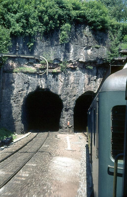 SBB, Tunnel Rindelfluh bei Oberarth, Triebwagen BDe 4/4, Aufnahme 1976