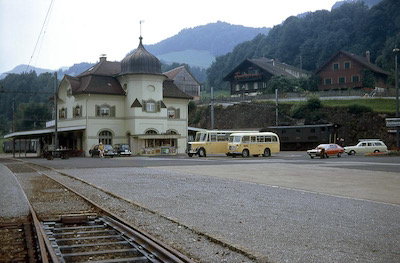 BT, SBB Bahnhof Lichtensteig, Personenzug mit BT Be 4/4 13, Aufnahme 1973